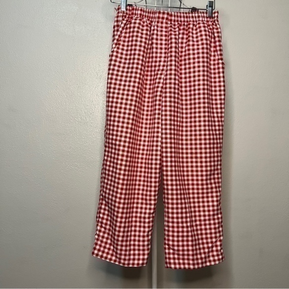 Kim Rogers Red and White Gingham Capris